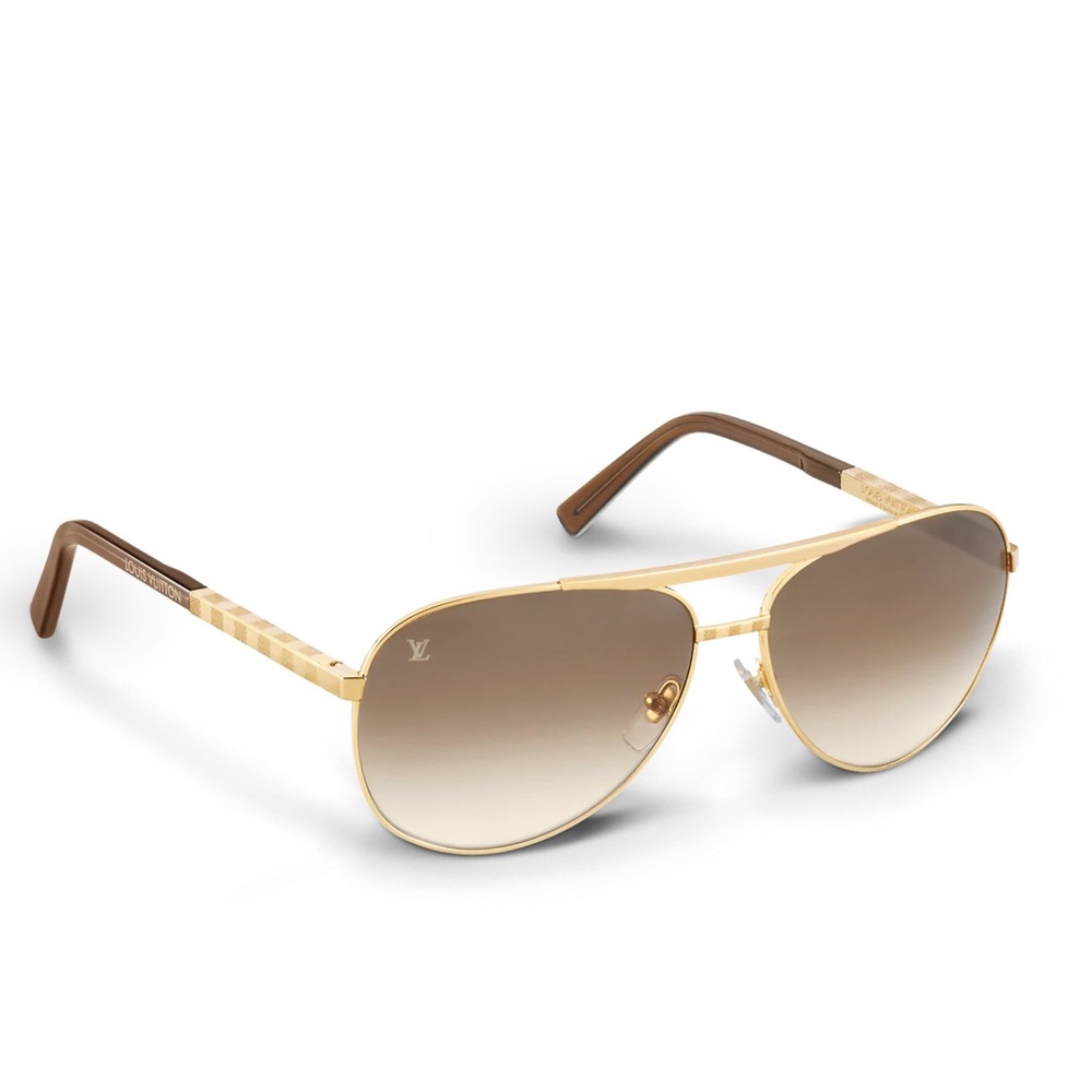 Louis Vuitton Attitude Pilote Sunglasses NWOT
